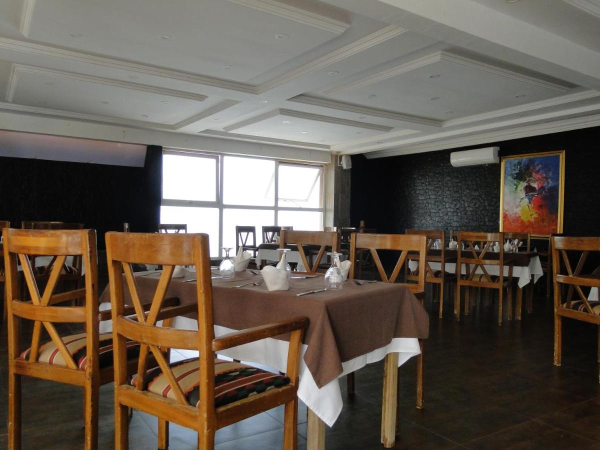 Iris Hotel Dakar Dış mekan fotoğraf