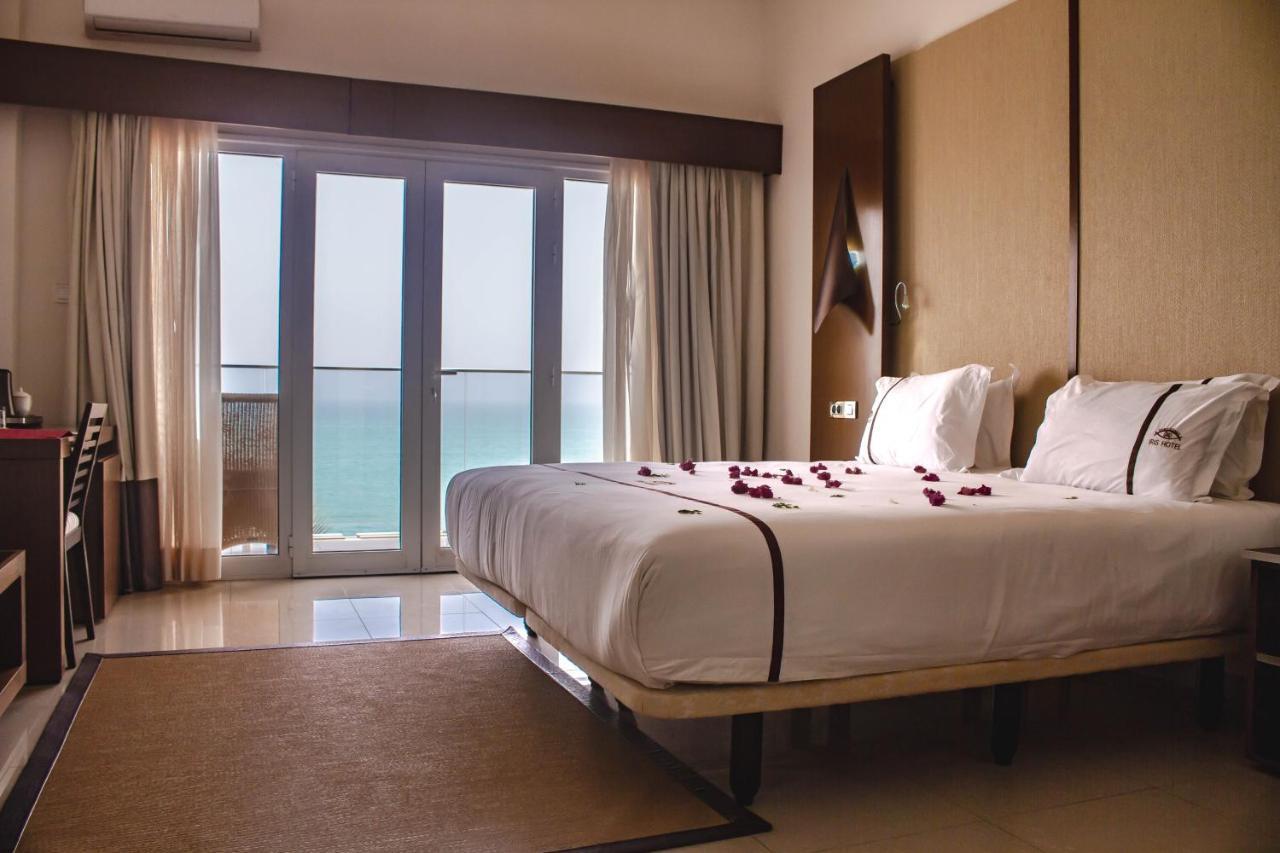 Iris Hotel Toubab Dialaw Dış mekan fotoğraf