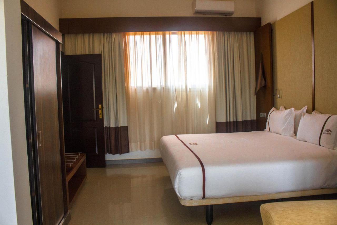 Iris Hotel Dakar Dış mekan fotoğraf