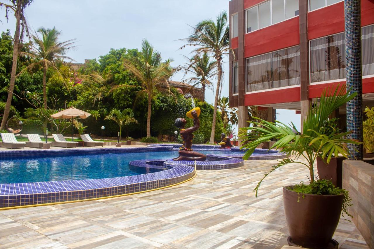 Iris Hotel Toubab Dialaw Dış mekan fotoğraf