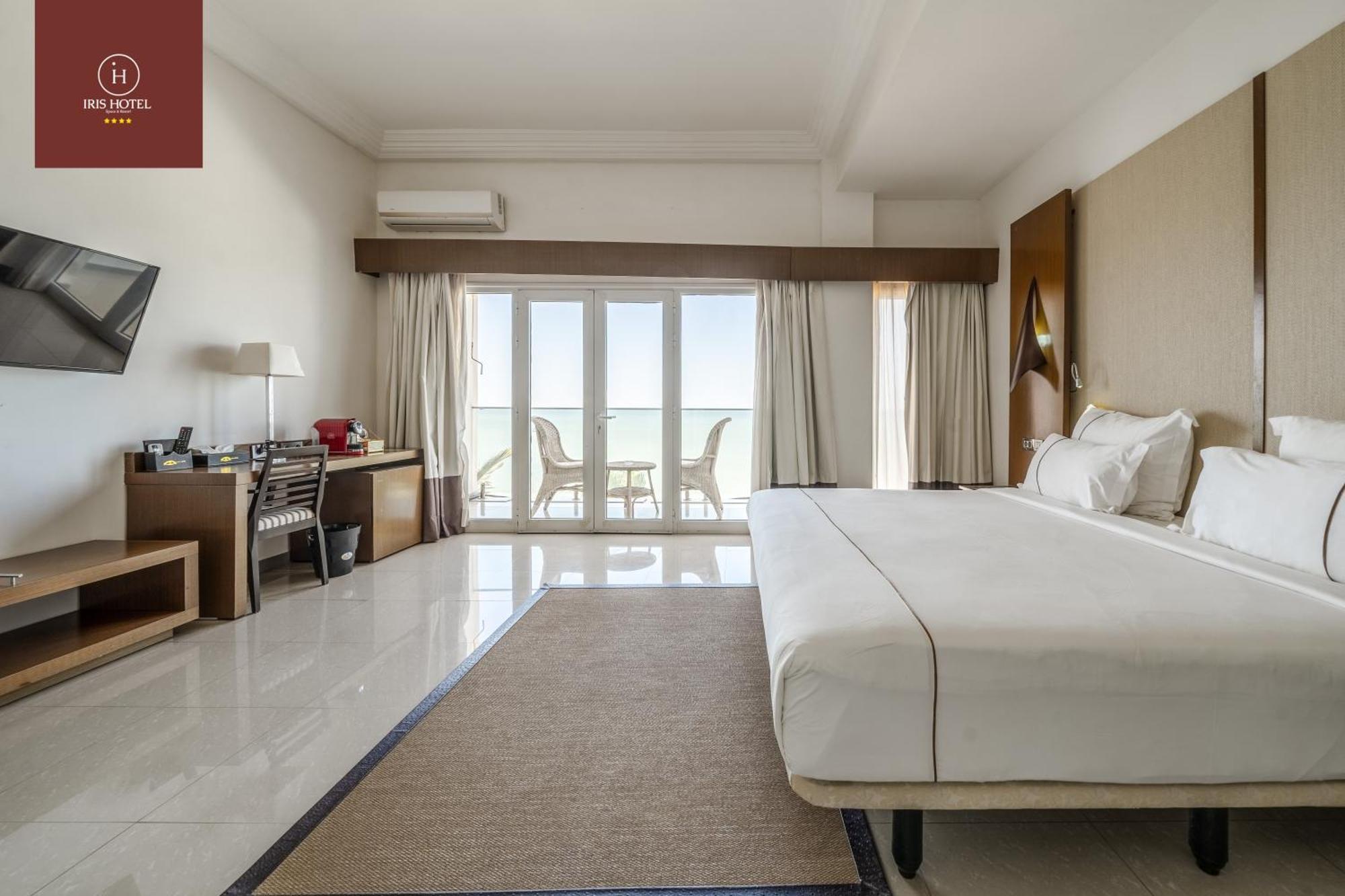 Iris Hotel Toubab Dialaw Dış mekan fotoğraf