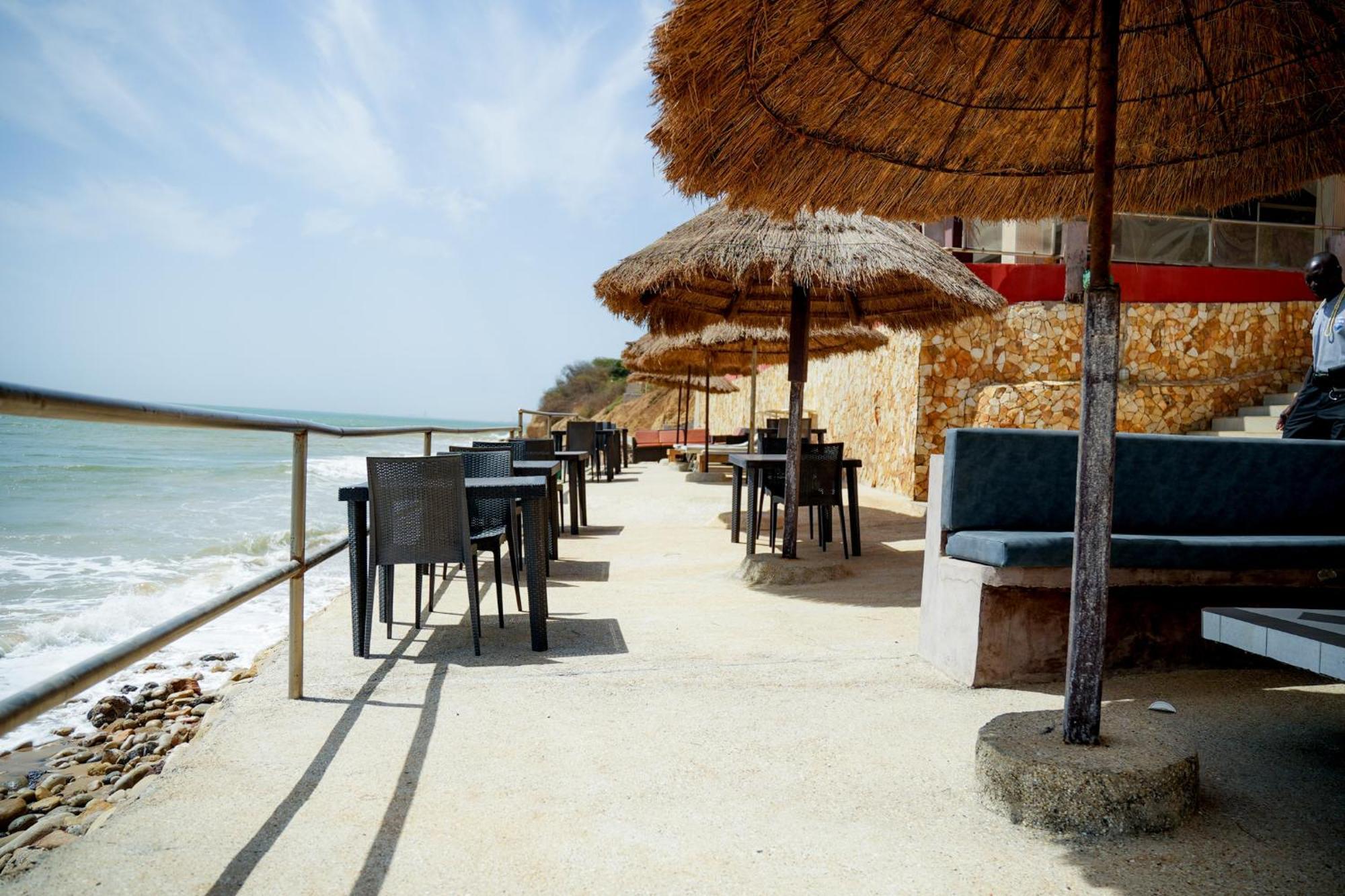 Iris Hotel Toubab Dialaw Dış mekan fotoğraf