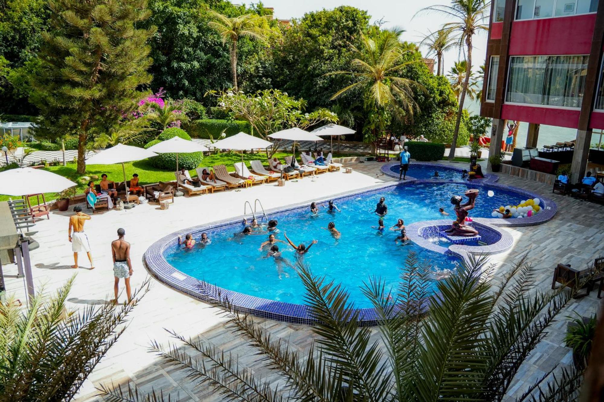 Iris Hotel Toubab Dialaw Dış mekan fotoğraf