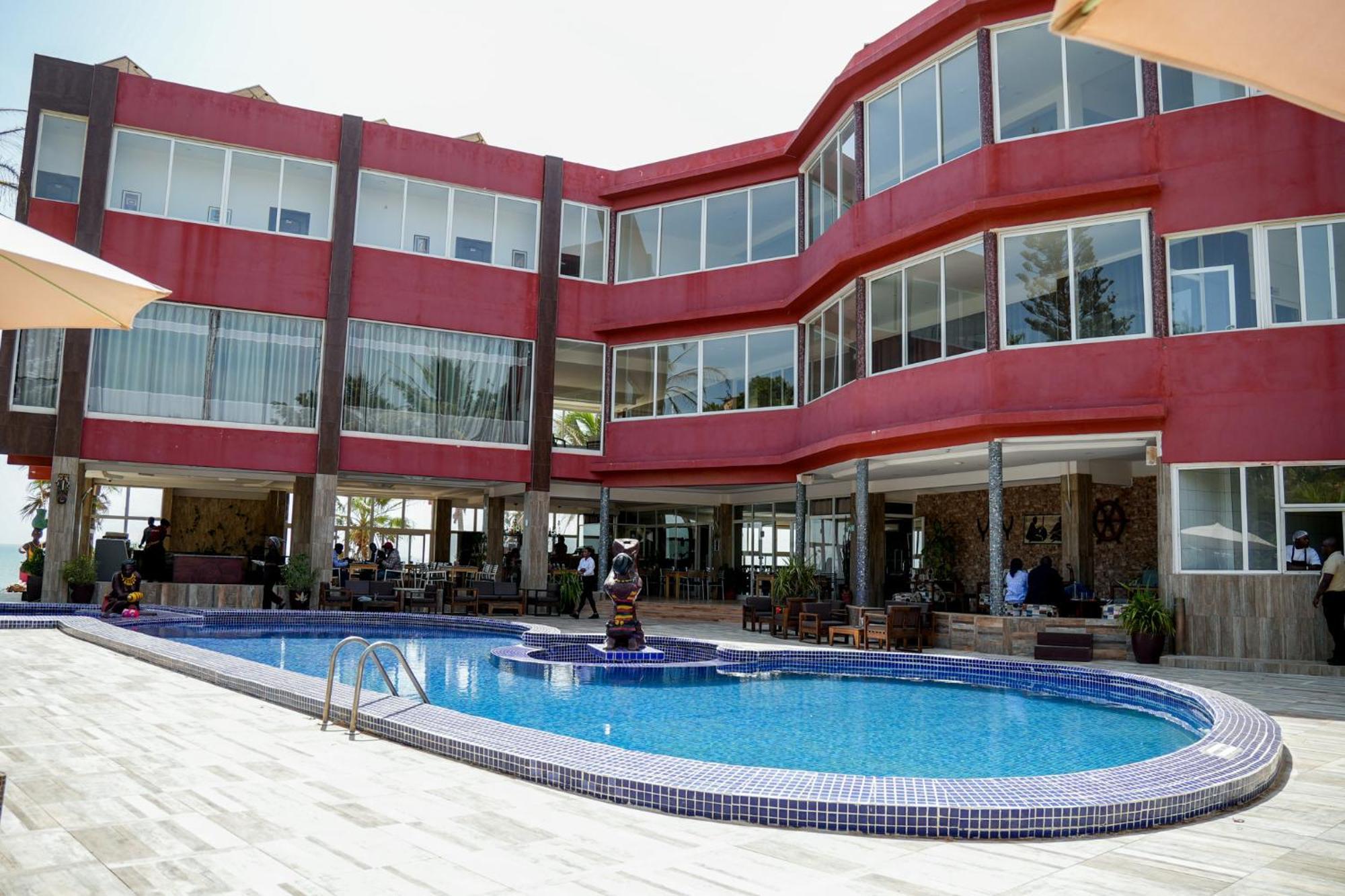 Iris Hotel Toubab Dialaw Dış mekan fotoğraf