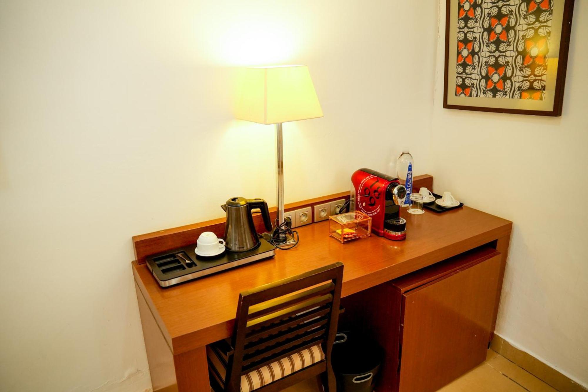 Iris Hotel Toubab Dialaw Dış mekan fotoğraf